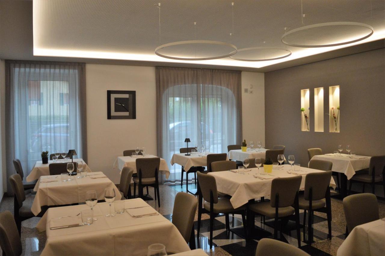 Albergo Ristorante Da Neni Mori Exterior foto