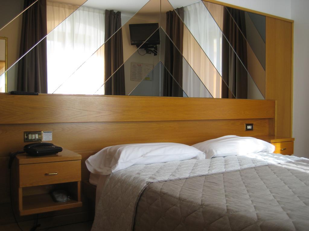 Albergo Ristorante Da Neni Mori Habitación foto